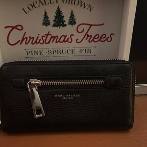 Marc Jacobs Black Textured Wallet